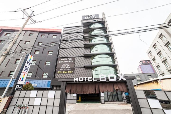 Gunsan Hotel Box Dış mekan fotoğraf